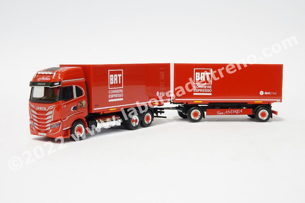 Semi-remorque Transporteur Solido - Échelle 1:24 - Noir - Modèle Neuf