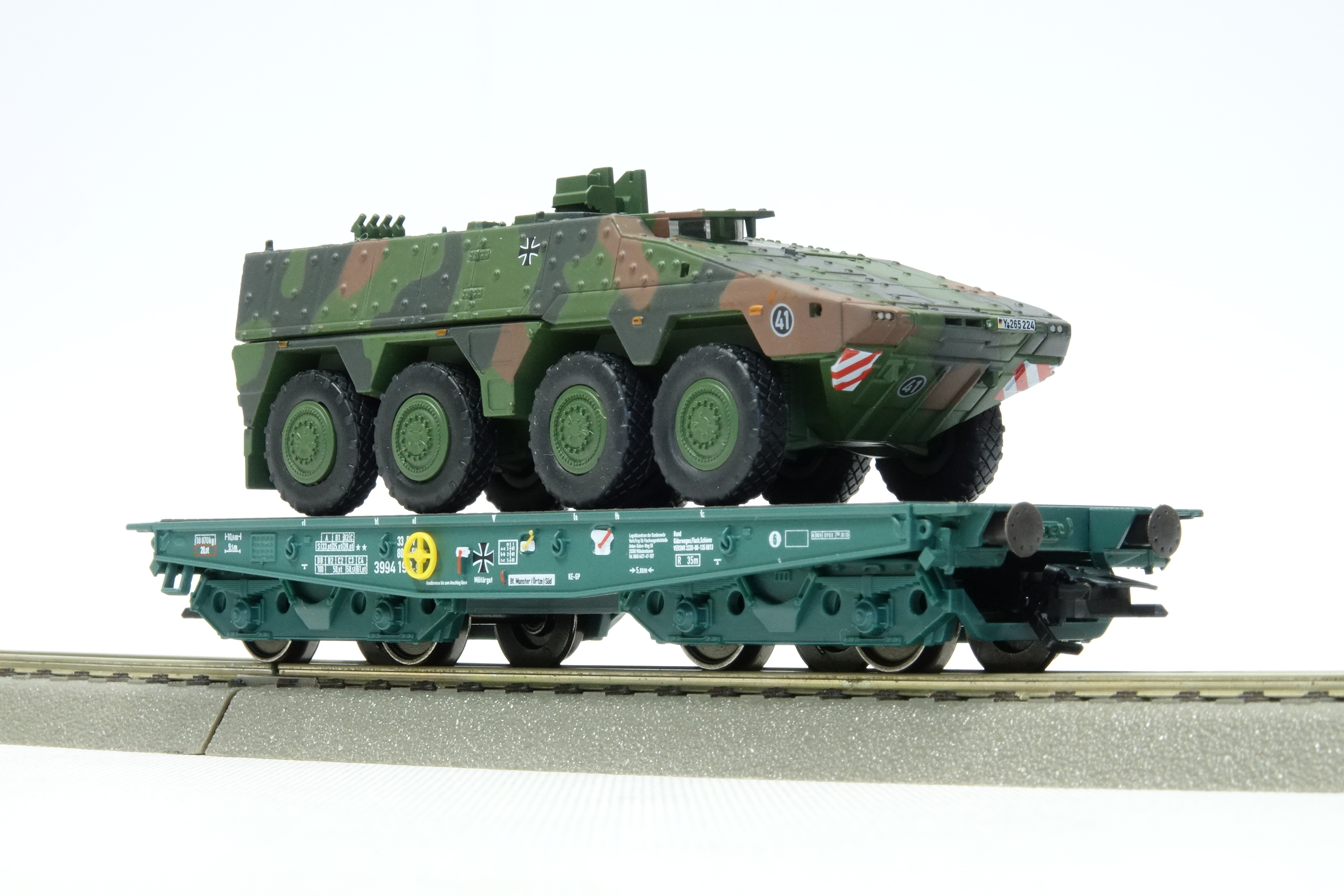 AWM - Auto e camion in scala 1/87