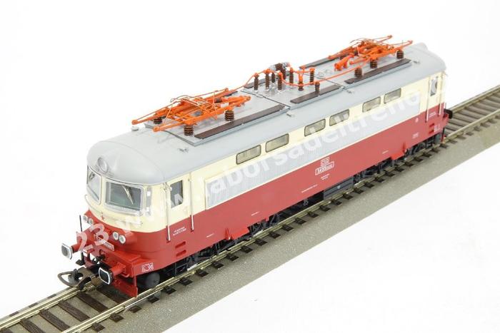 Piko - 97400 Locomotiva Elettrica CSD S499.02, Livrea Rosso/crema, Epoca IV